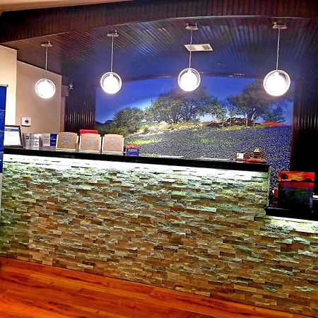 Best Western Post Oak Inn Burnet Bagian luar foto