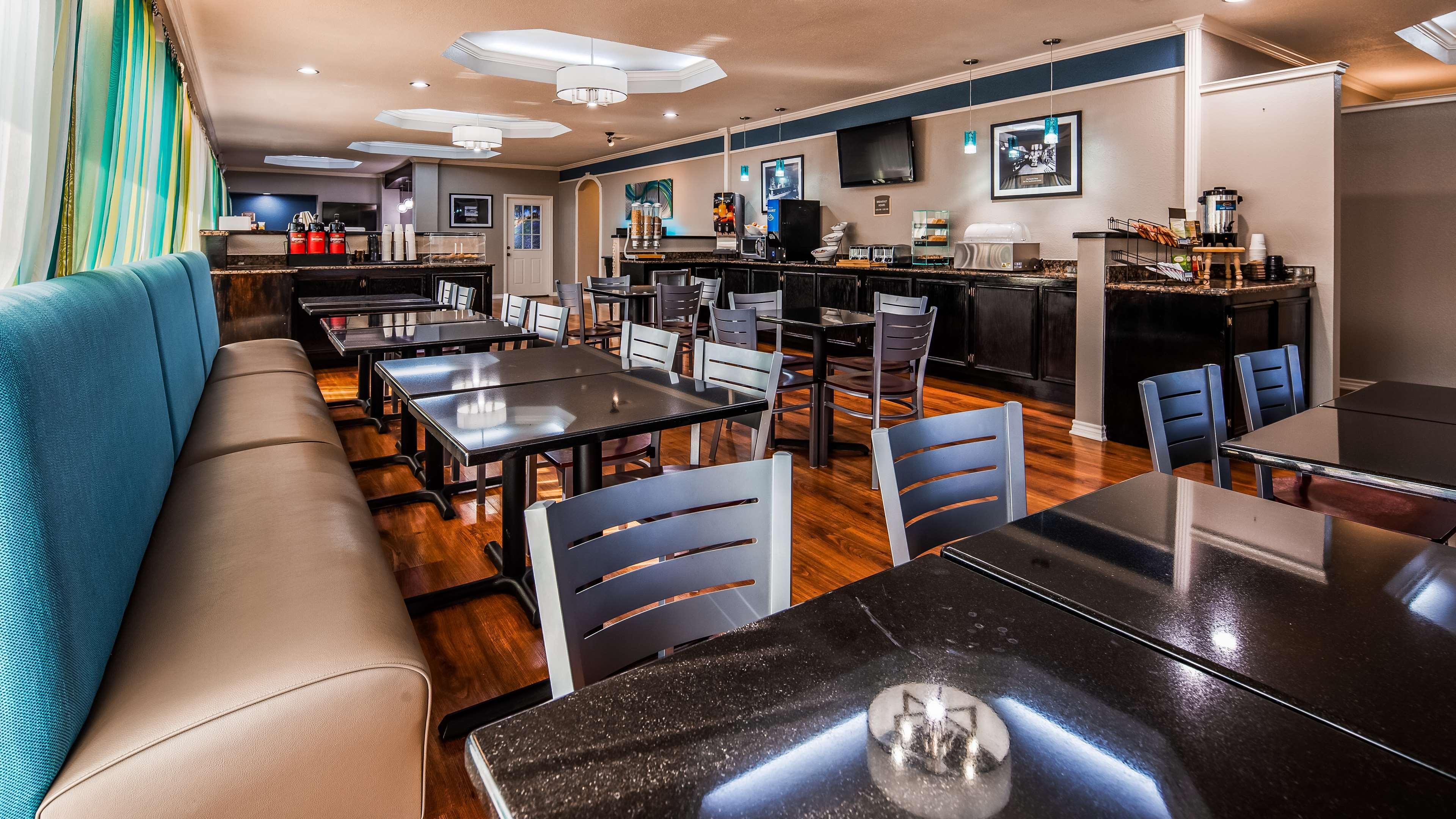 Best Western Post Oak Inn Burnet Bagian luar foto