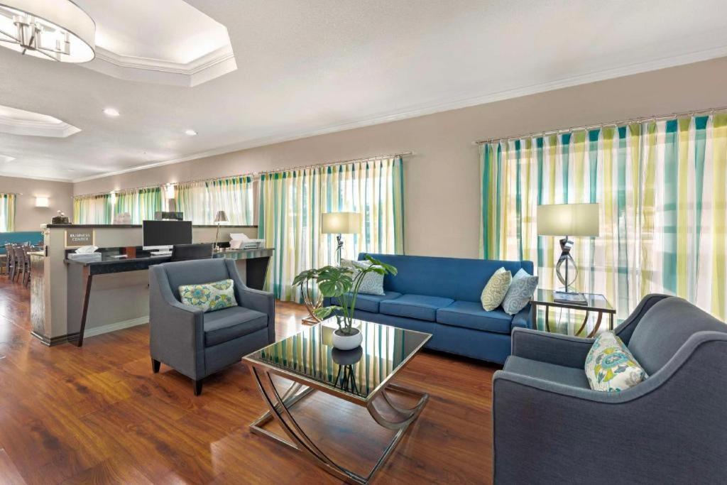 Best Western Post Oak Inn Burnet Bagian luar foto