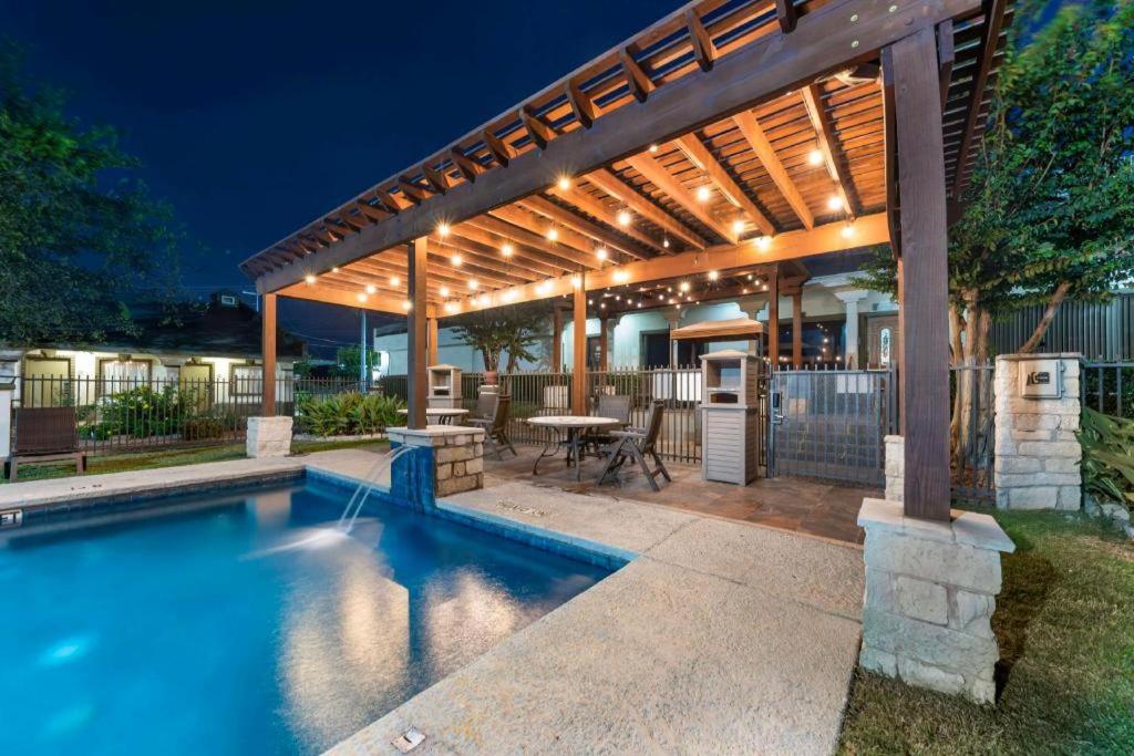 Best Western Post Oak Inn Burnet Bagian luar foto