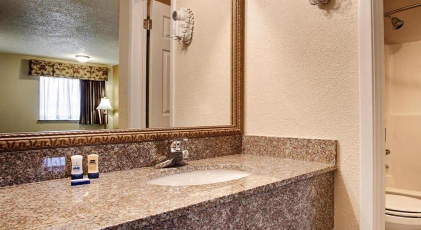 Best Western Post Oak Inn Burnet Bagian luar foto